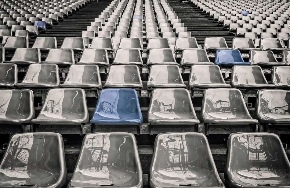 stadium seats showing validation by asking random seats, colored in blue.